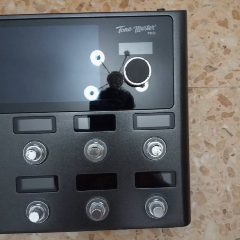 Vendo Fender Tone Máster Pro de segunda mano · Foto 4 de 10 · Valencia · 1300 €