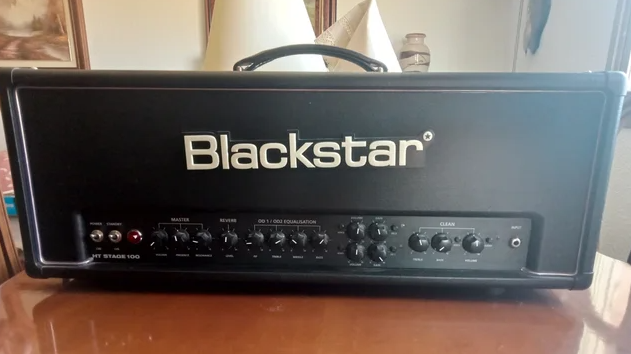 Blackstar HT 100 Amplificador de segunda mano · Foto 3 de 4 · Madrid · 450 €
