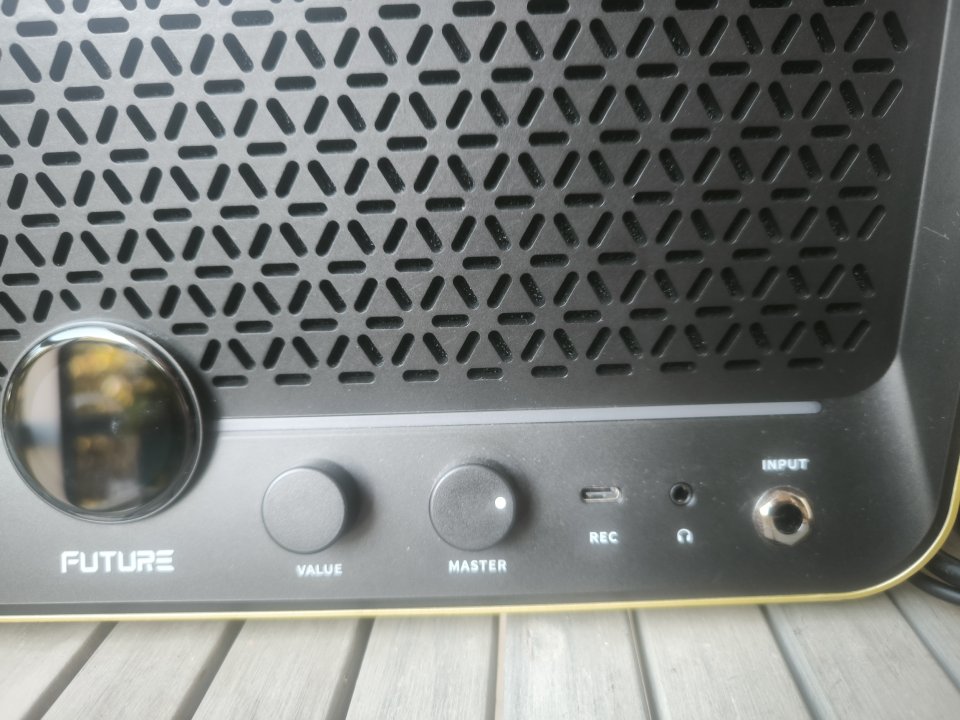 Mooer F40 Li portatil ¡Como nuevo, envío incluido! de segunda mano · Foto 3 de 6 · Murcia · 175 €