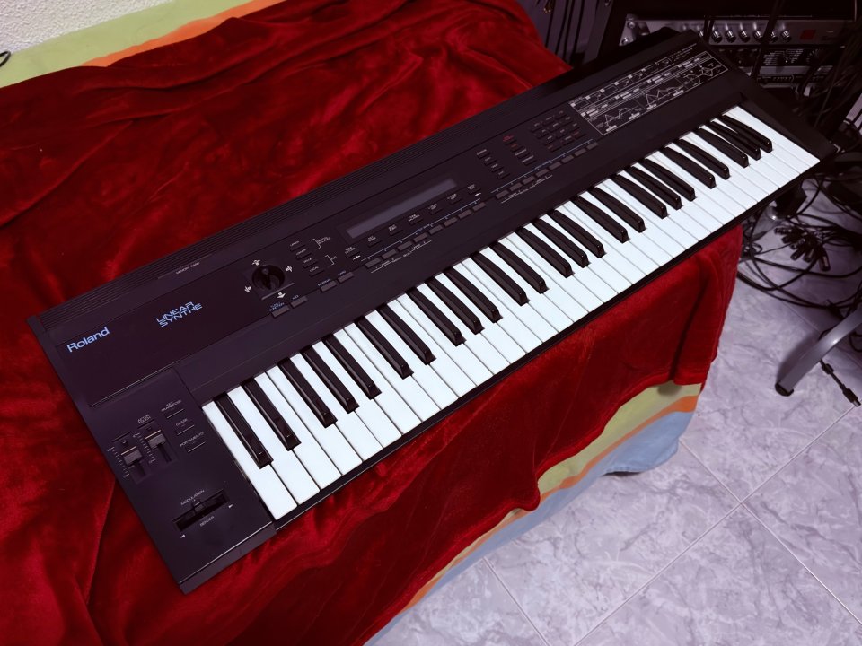 Sintetizador Roland D-50