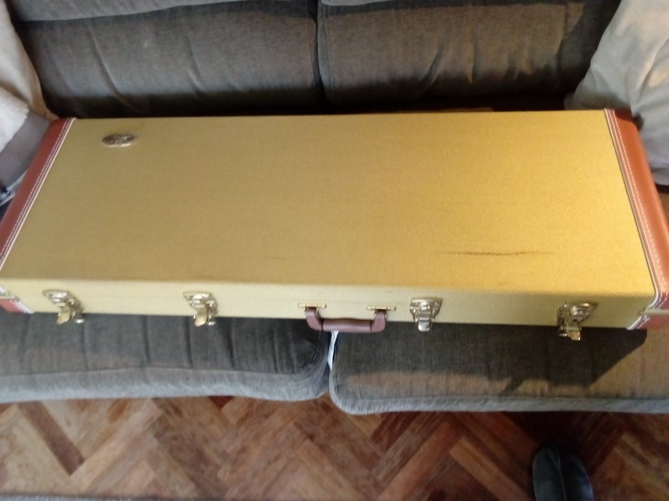 Fender Custom Nashville Strato Edición Limitada