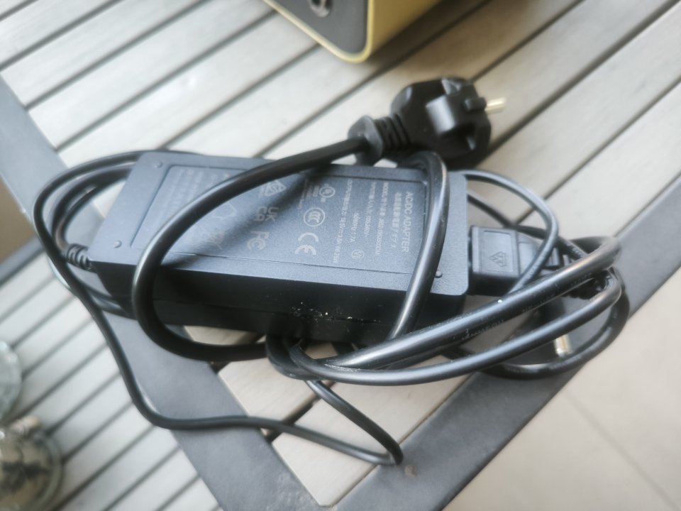Mooer F40 Li portatil ¡Como nuevo, envío incluido! de segunda mano · Foto 4 de 6 · Murcia · 175 €