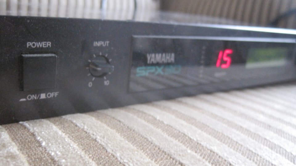 Procesador Efectos Yamaha SPX90