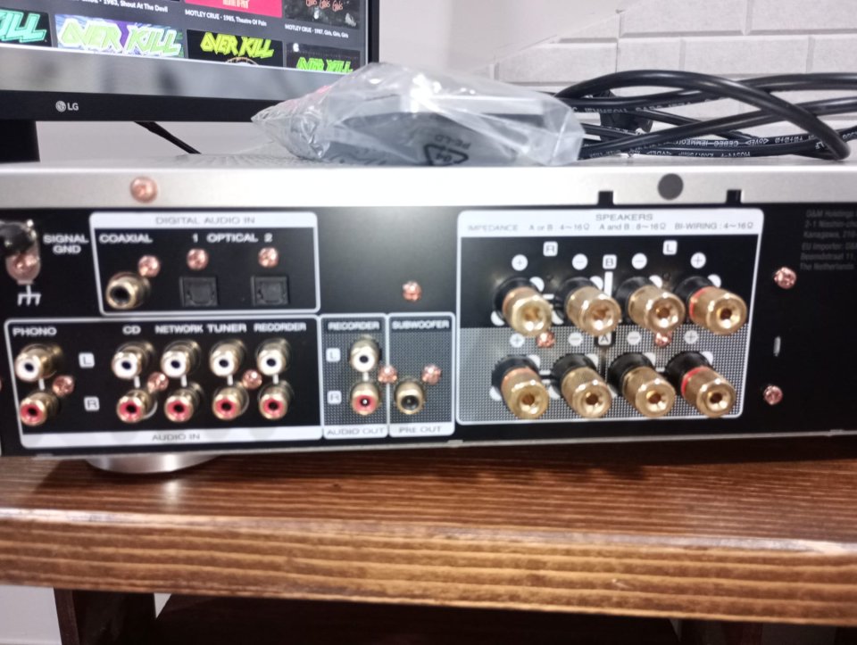 amplificador marantz pm6007 de segunda mano · Foto 5 de 6 · Barcelona · 200 €