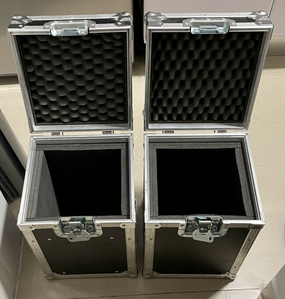 2 flightcase (cajas de transporte duras) para monitores Genelec 8030 o similares 100€ por las 2 cajas