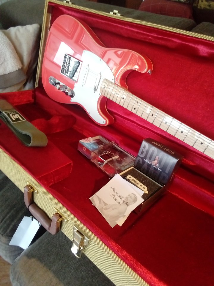 Fender Custom Nashville Strato Edición Limitada