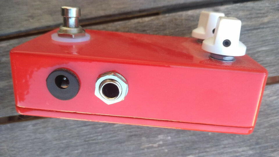 Clon RED LLAMA overdrive potente algo fuzzy