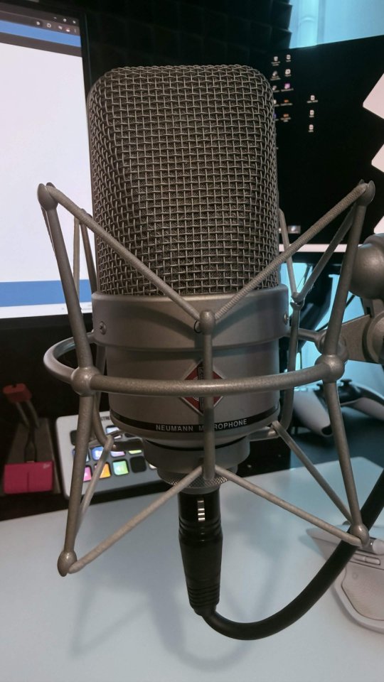 Neumann TLM49 de segunda mano · Madrid · 1200 €