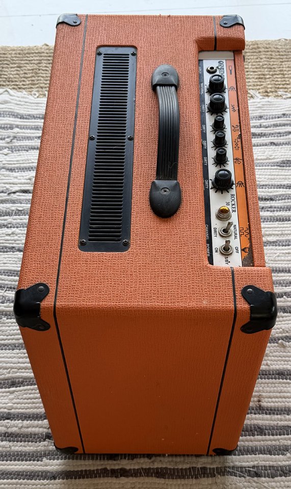 Orange Rocker 30 Combo 1x12 UK de segunda mano · Foto 5 de 7 · Barcelona · 680 €