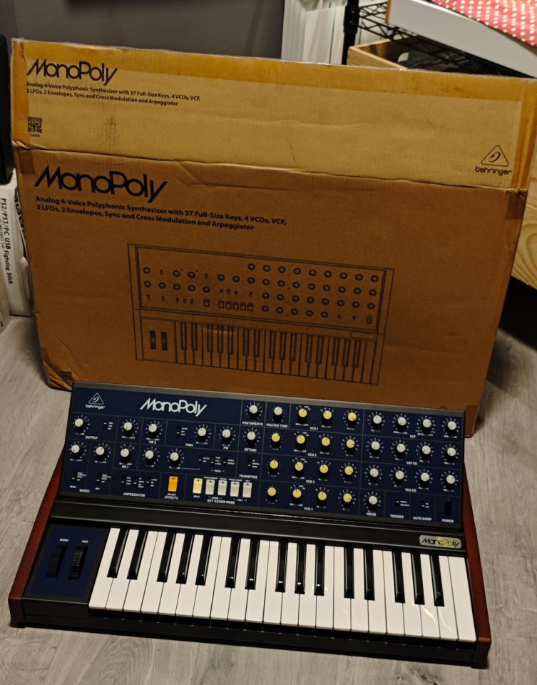 Behringer Monopoly - Envío incluido