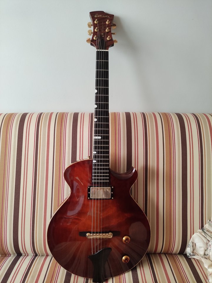 Eastman el Rey ER-1 de segunda mano · Foto 2 de 3 · SC Tenerife · 1350 €