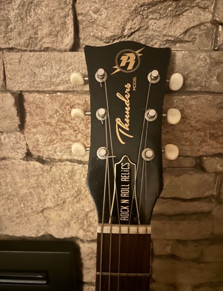 O vendo Rock and Roll Relics Thunder