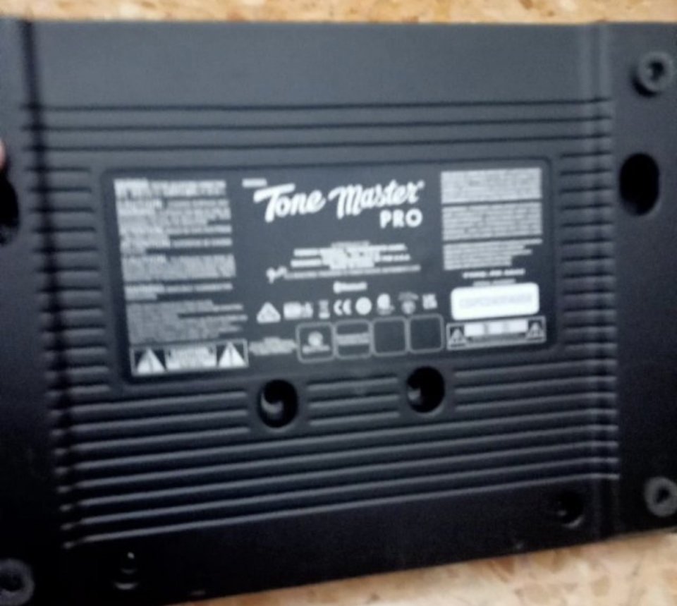 Vendo Fender Tone Máster Pro de segunda mano · Foto 10 de 10 · Valencia · 1300 €