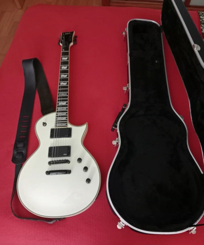 ESP LTD EC-401 Olympic White. Korea de segunda mano · Foto 1 de 10 · León · 799 €