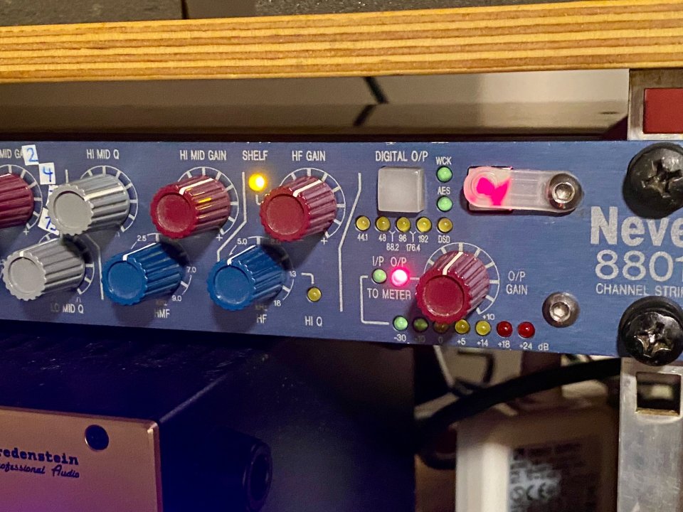 AMS NEVE 8801