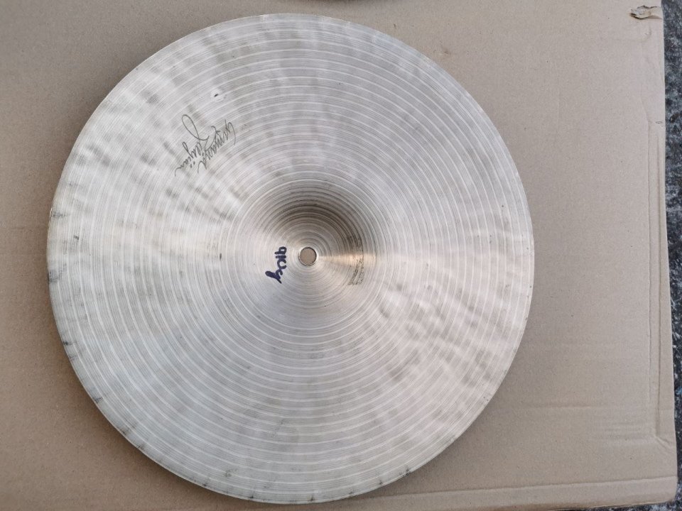 Zildjian K Constantinople para Hi Hat 14" de segunda mano · Foto 9 de 10 · Navarra · 500 €