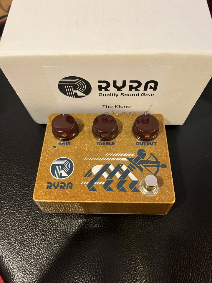 Ryra The Klone de segunda mano · Foto 1 de 4 · Palencia · 185 €