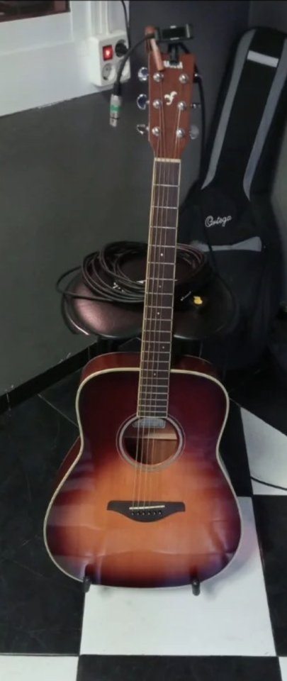 Yamaha Transacoustic de segunda mano · Foto 2 de 2 · Valencia · 450 €
