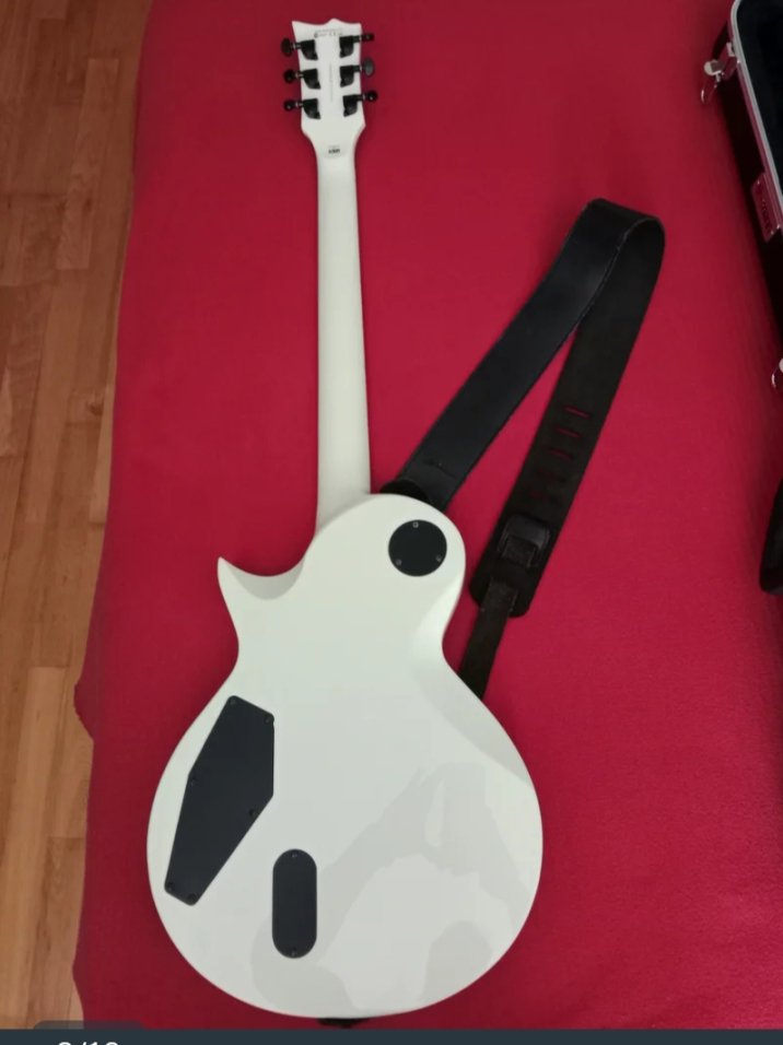 ESP LTD EC-401 Olympic White. Korea de segunda mano · Foto 3 de 10 · León · 799 €