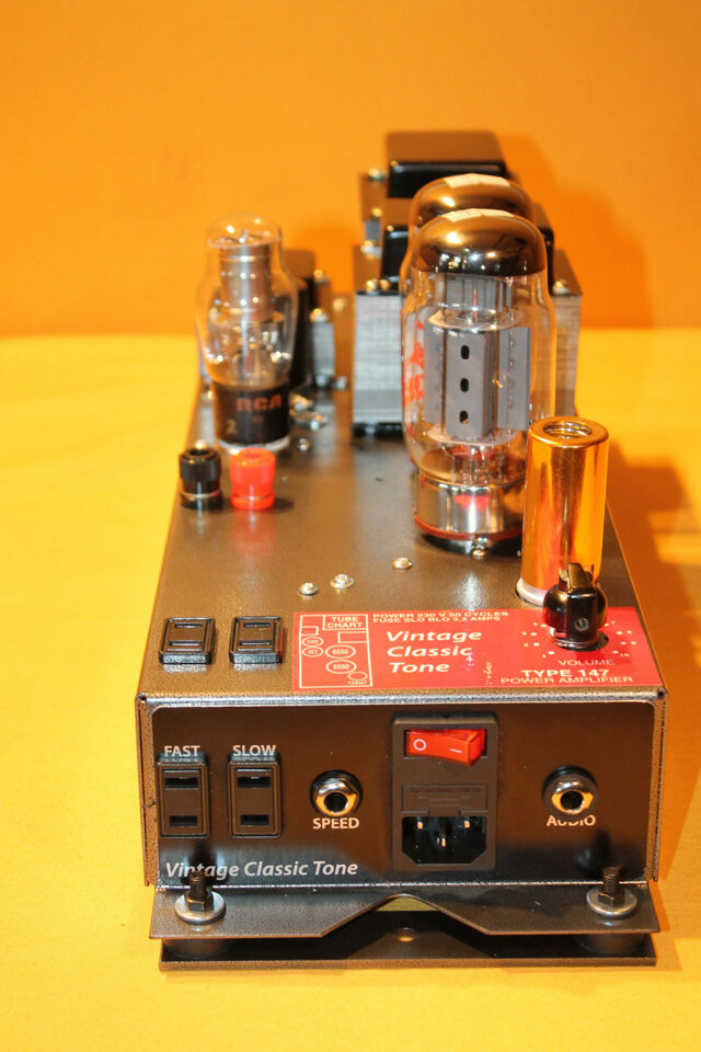 147 TYPE Power Amplifier 230 VAC. Without tubes.