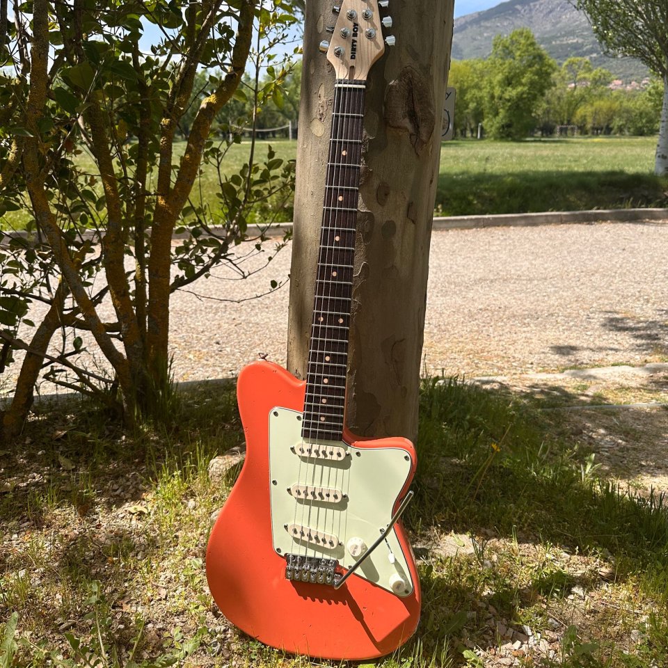 Dirty Boy StraTV26 de segunda mano · Foto 3 de 5 · Madrid · 2500 €