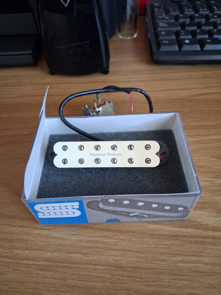 Pastilla mini humbuker seymour duncan de segunda mano · Foto 1 de 2 · Alicante