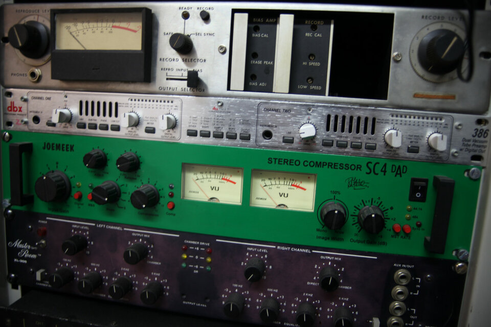 dbx386 preamplificador de segunda mano · Foto 3 de 3 · Madrid · 220 €