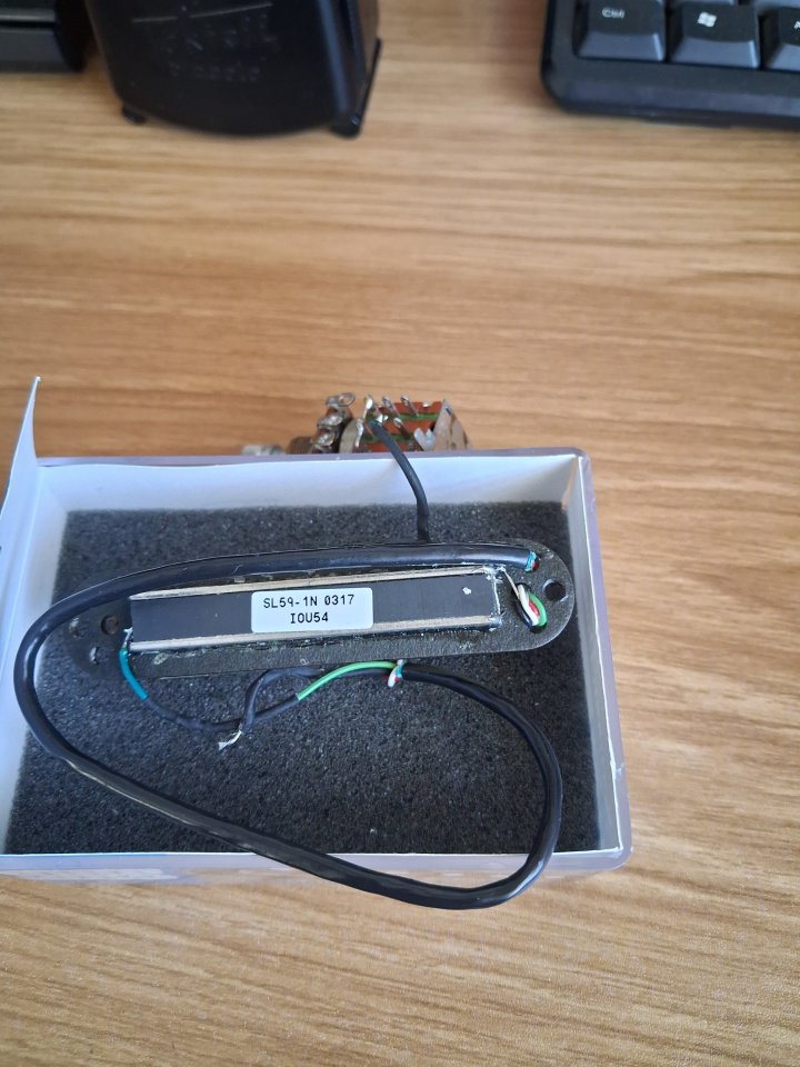 Pastilla mini humbuker seymour duncan de segunda mano · Foto 2 de 2 · Alicante