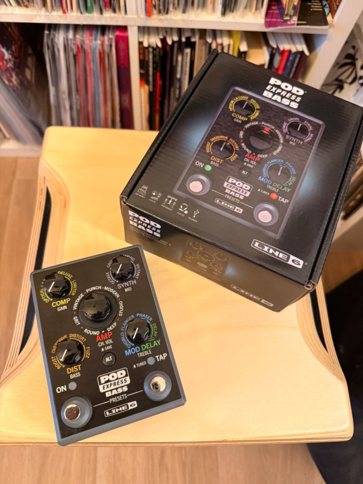 Line 6 Pod Express Bass de segunda mano · Foto 2 de 5 · Madrid · 125 €