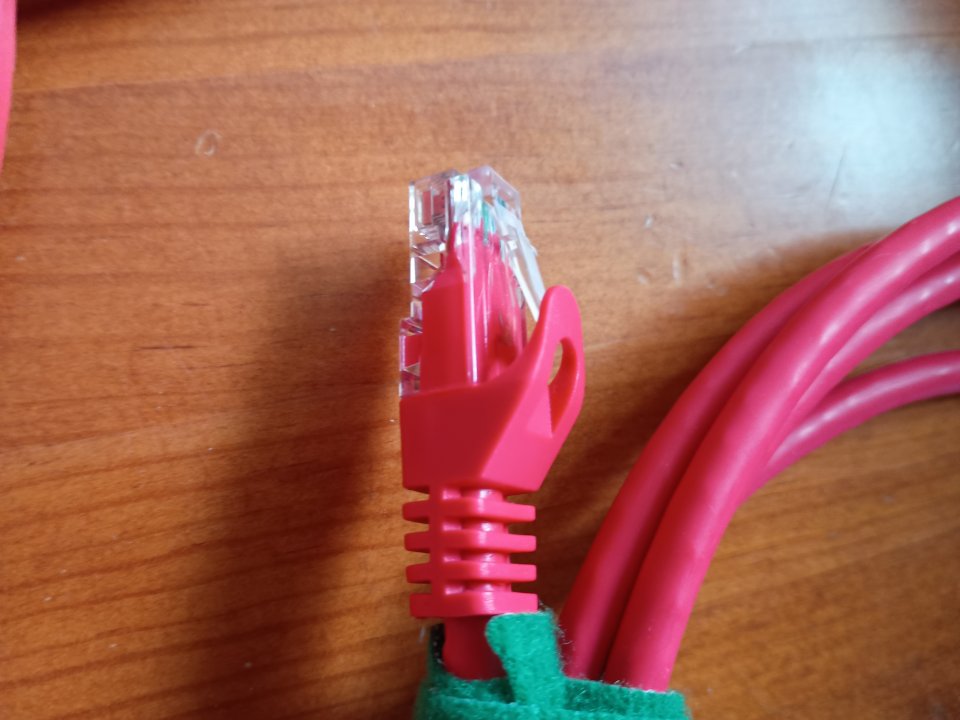 Cables ethernet cat6 de segunda mano · Foto 2 de 3 · Castellón · 12 €