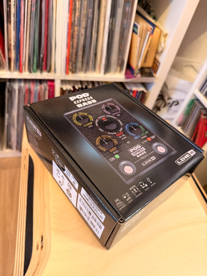 Line 6 Pod Express Bass de segunda mano · Foto 3 de 5 · Madrid · 125 €