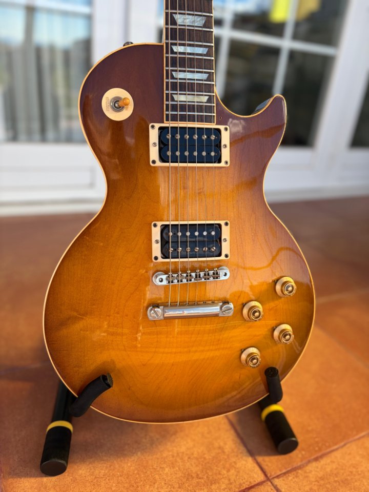 Gibson Les Paul Classic Honey Burst 1992 de segunda mano · Foto 3 de 9 · Madrid · 2500 €