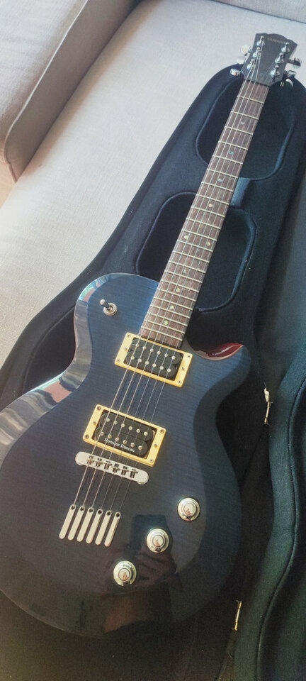 Yamaha AES 620 de segunda mano · Foto 8 de 8 · Sevilla