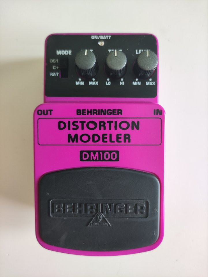Behringer DM100 Distortion Modeler – Descatalogado de segunda mano · Foto 1 de 3 · Sevilla · 60 €