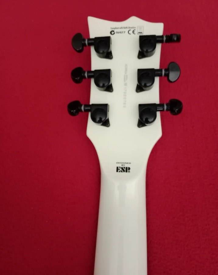 ESP LTD EC-401 Olympic White. Korea de segunda mano · Foto 9 de 10 · León · 799 €