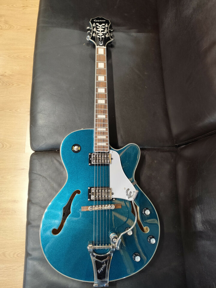 Epiphone Emperor Swingster Delta Blue Metallic