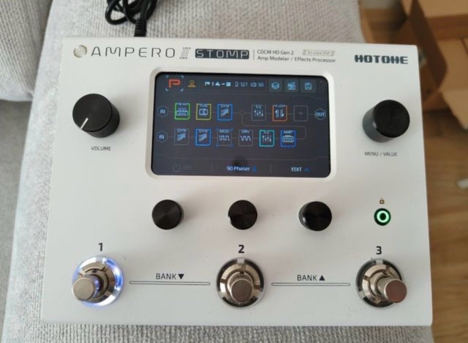 HOTONE AMPERO II STOMP