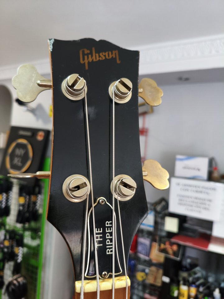 Bajo Gibson Ripper 1982 de segunda mano · Foto 5 de 9 · Asturias · 2490 €