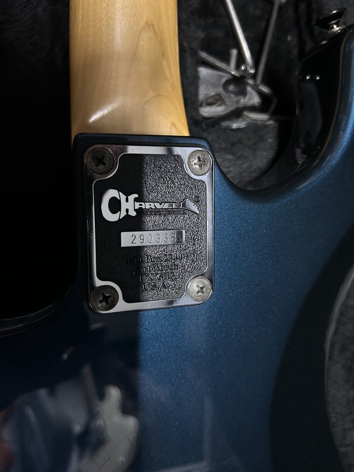 Guitarra Charvel Model 4 by Jackson