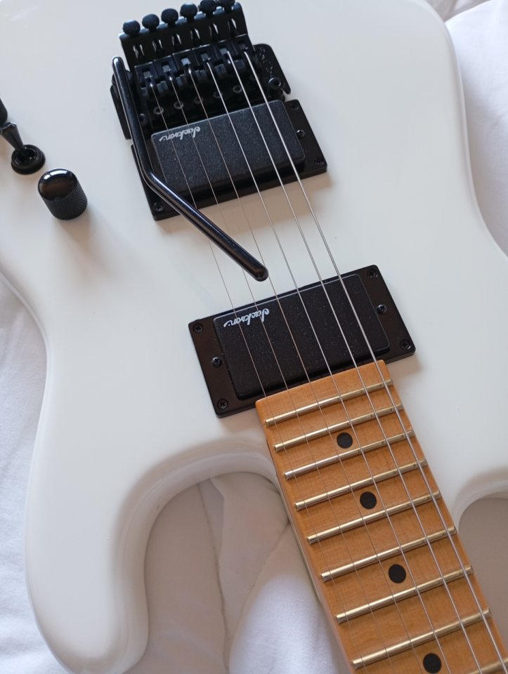 Jackson Pro Origins 1985 San Dimas SD1 HH FR MN Snow White (a estrenar) de segunda mano · Foto 3 de 6 · Pontevedra · 650 €