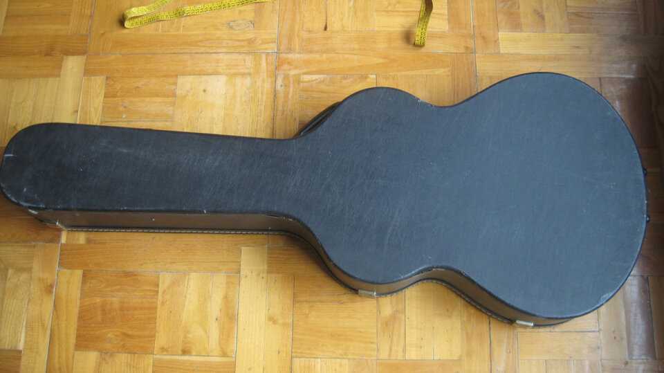 Funda vintage para guitarra acústica Yamaha