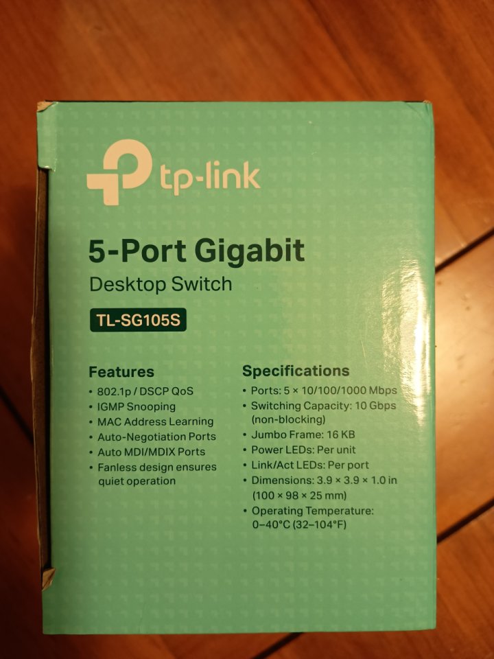 TP-Link 5-Port Gigabit Desktop Switch TL-SG105S de segunda mano · Foto 3 de 4 · Castellón · 13 €