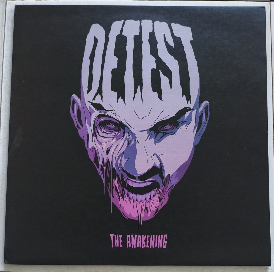 Detest - The Awakening de segunda mano · Foto 1 de 2 · Barcelona · 60 €