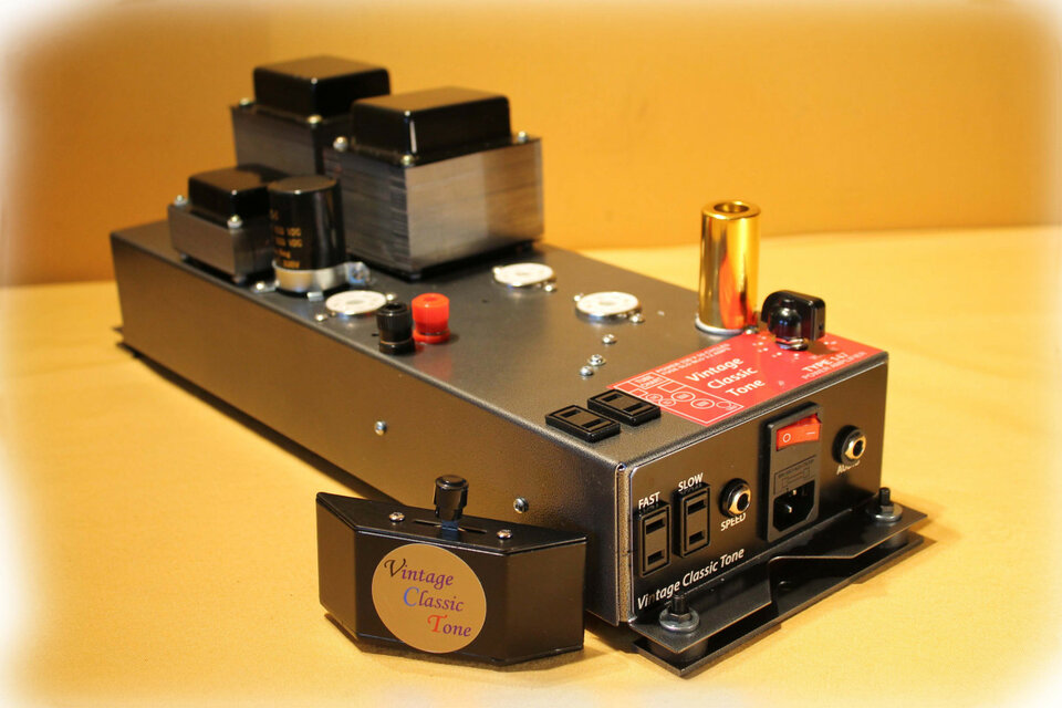 147 TYPE Power Amplifier 230 VAC. Without tubes.