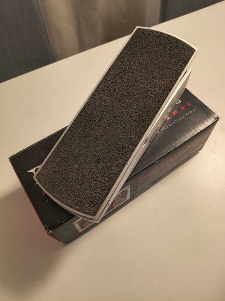 Ernie Ball MVP pedal volumen