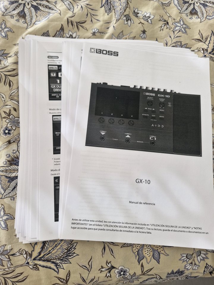Boss gx-10 de segunda mano · Foto 2 de 4 · Córdoba · 250 €