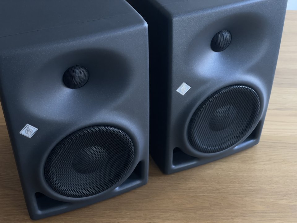 Monitores Neumann KH 120A de segunda mano · Foto 2 de 6 · Sevilla · 850 €