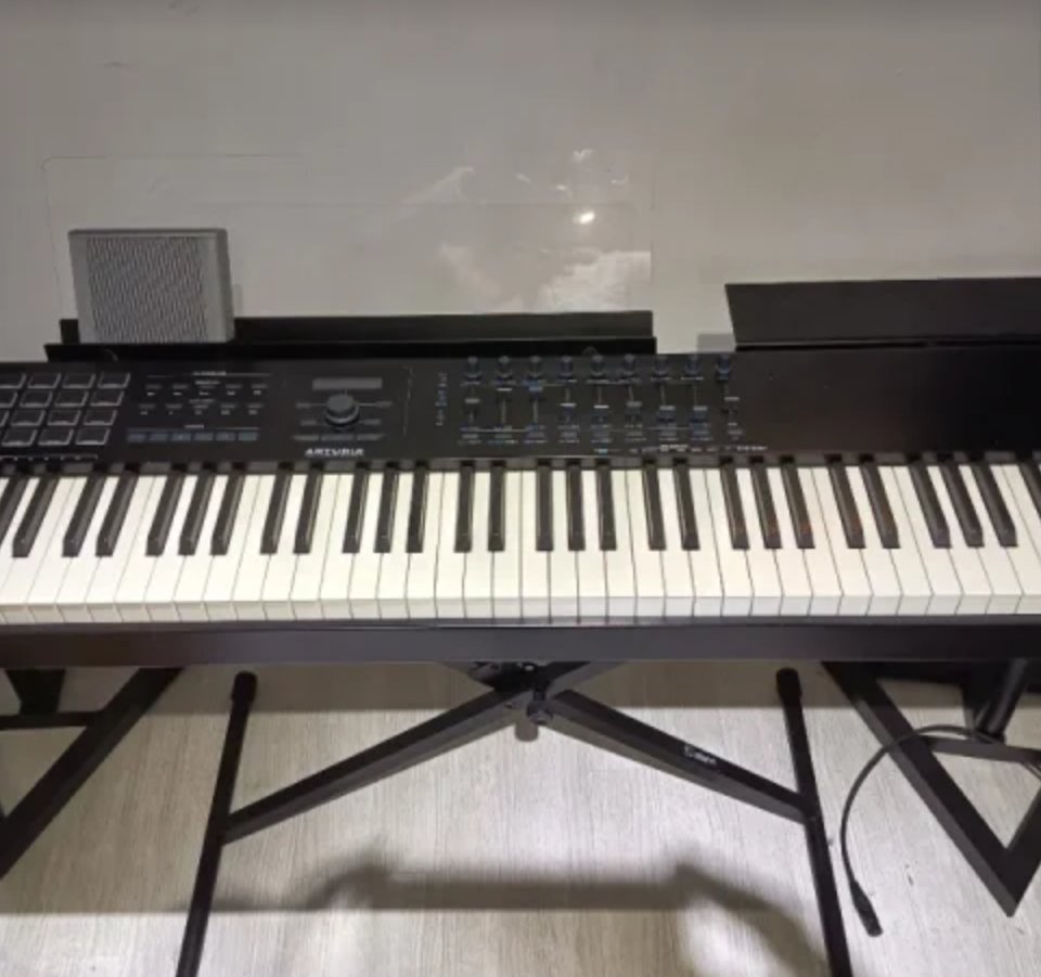Arturia keylab 88 MK II controlador de segunda mano · Foto 1 de 2 · Valencia · 600 €