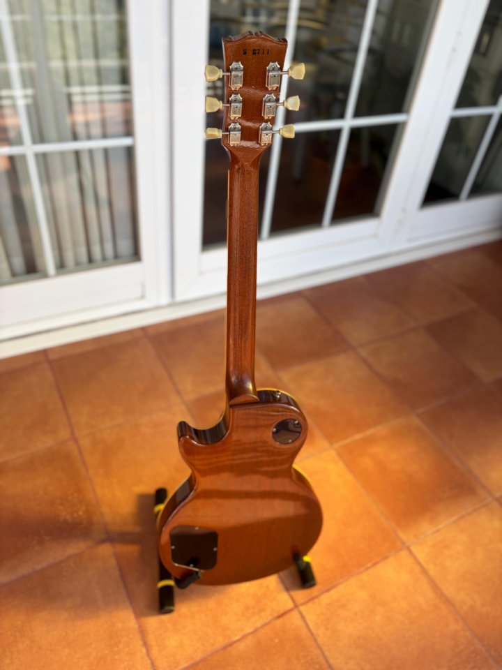 Gibson Les Paul Classic Honey Burst 1992 de segunda mano · Foto 9 de 9 · Madrid · 2500 €