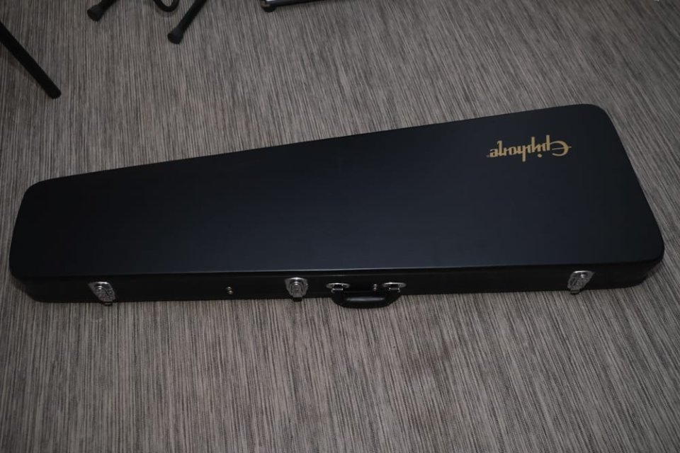 Epiphone Thunderbird 60S Bass Ebony